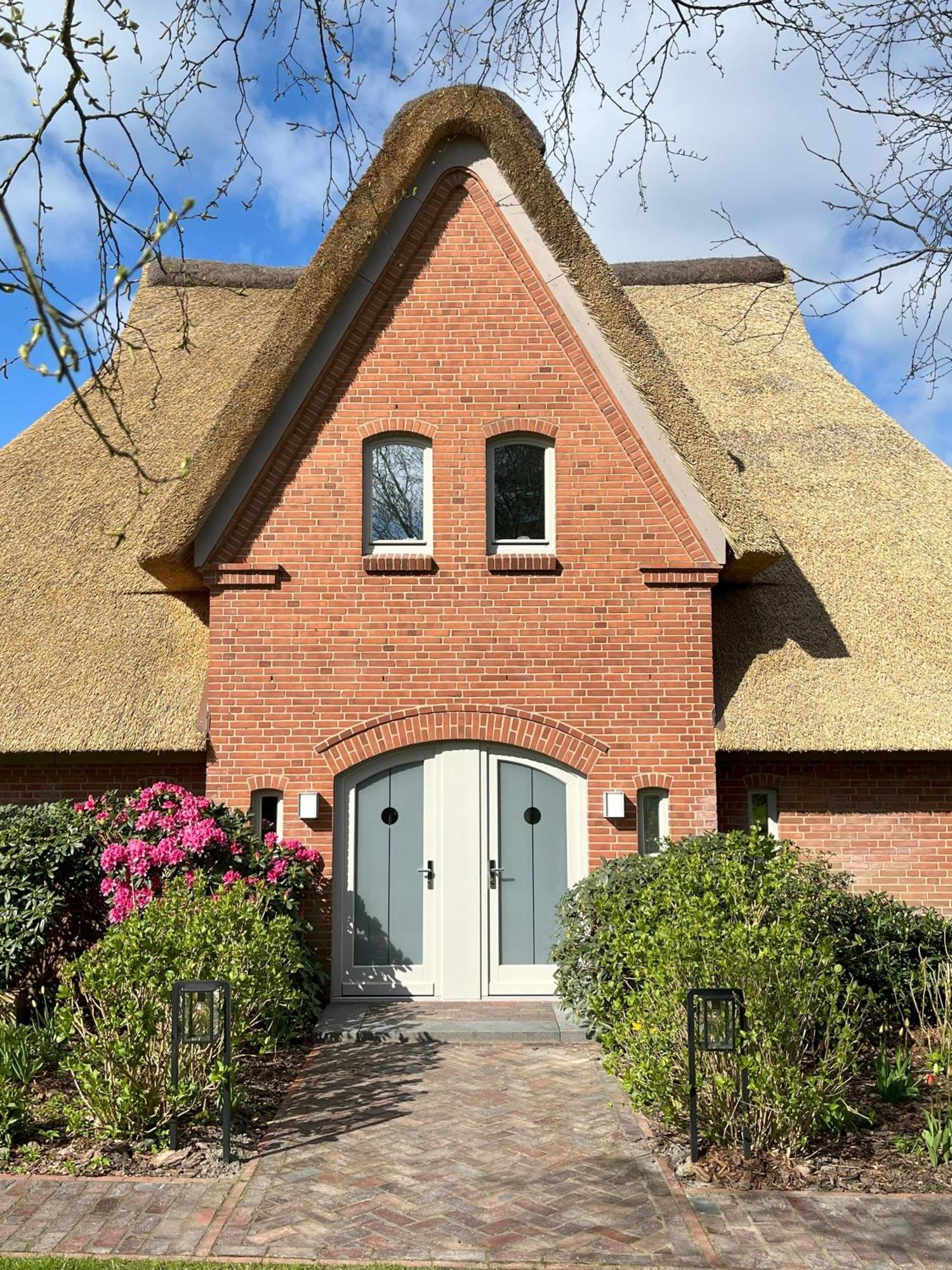 Reetdach-Landhaus Mini Haubarg Tating Exterior foto